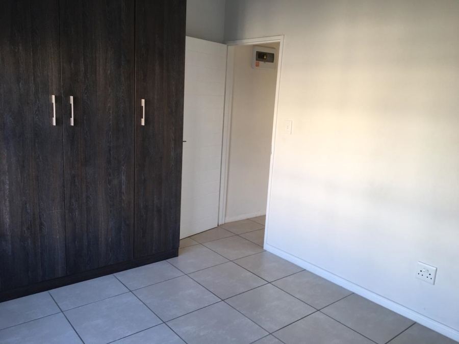 2 Bedroom Property for Sale in Sandown Western Cape